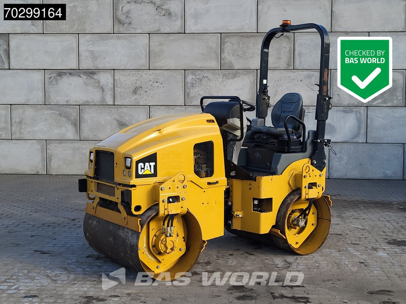 Caterpillar CB2.7 - Каток: фото 1 Caterpillar CB2.7 - Каток: фото 1
