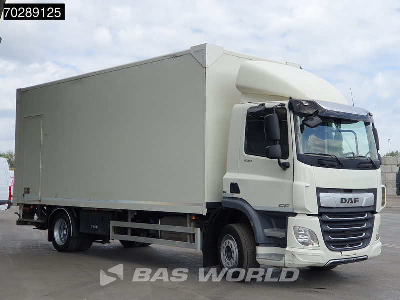 DAF CF 230 4X2 2000kg Ladebordwand Automatic 3 seats ACC Euro 6 - Грузовик с закрытым кузовом: фото 2 DAF CF 230 4X2 2000kg Ladebordwand Automatic 3 seats ACC Euro 6 - Грузовик с закрытым кузовом: фото 2