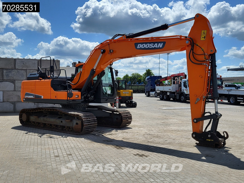 Гусеничный экскаватор Doosan DX225 LC-5 3 BUCKETS: фото 7
