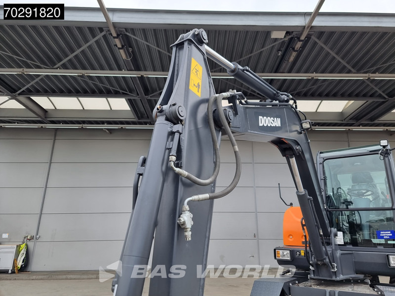 Новый Колёсный экскаватор Doosan DX60W A/C - NEW UNUSED: фото 16