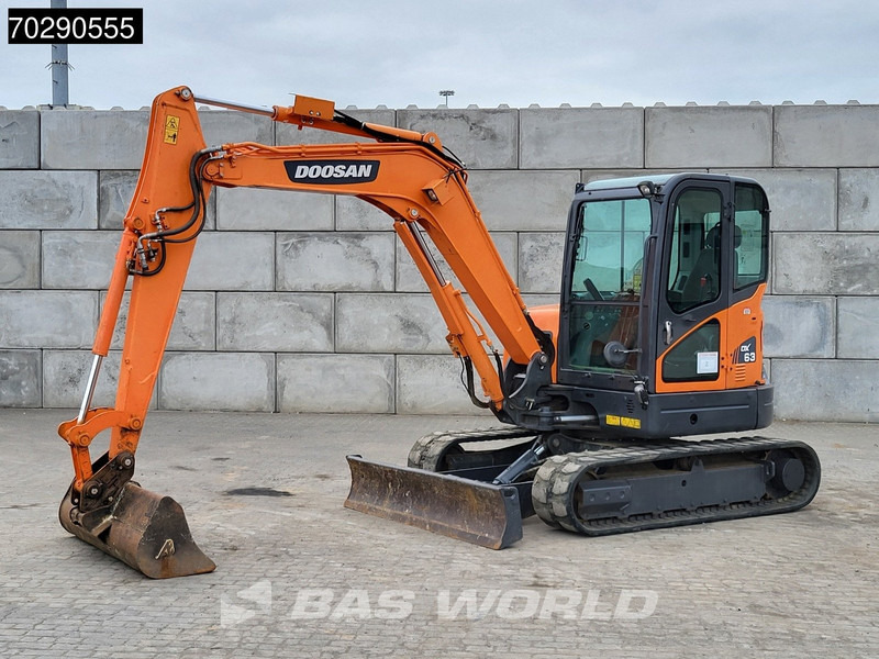 Doosan DX63-3 3 BUCKETS - A/C - Мини-экскаватор: фото 3 Doosan DX63-3 3 BUCKETS - A/C - Мини-экскаватор: фото 3
