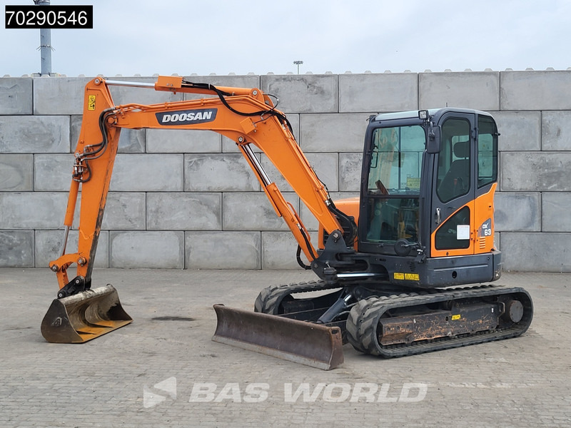 Doosan DX63-3 - Мини-экскаватор: фото 3 Doosan DX63-3 - Мини-экскаватор: фото 3