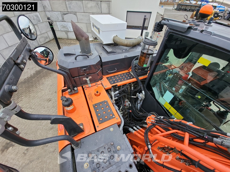 Колёсный экскаватор Hitachi ZX140W -6: фото 15