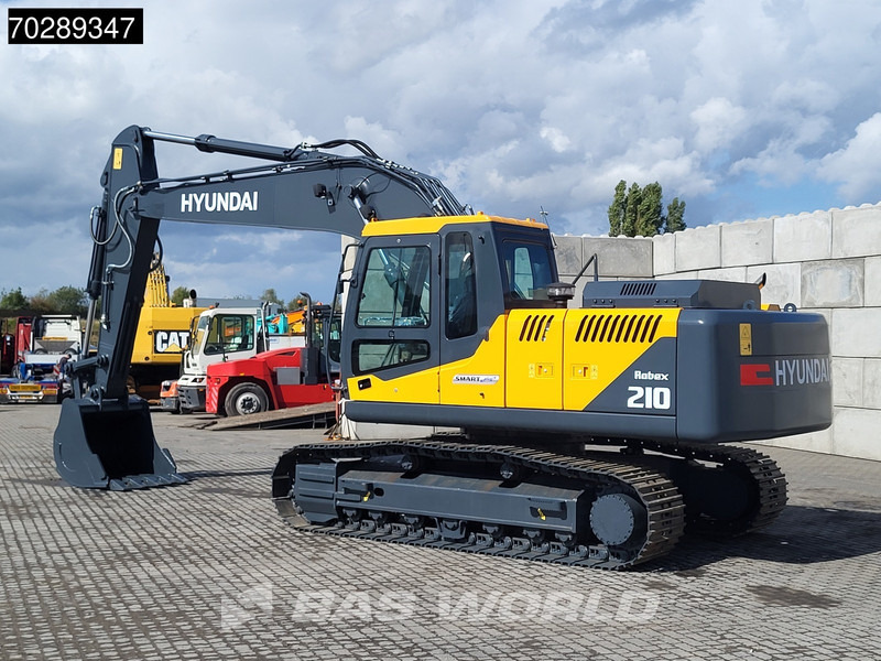 Hyundai R210 - Гусеничный экскаватор: фото 3 Hyundai R210 - Гусеничный экскаватор: фото 3