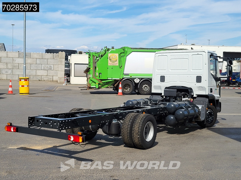Iveco Eurocargo 120LE210 4X2 6x CNG Tanks Telma Manual Euro 6 - Грузовик-шасси: фото 5 Iveco Eurocargo 120LE210 4X2 6x CNG Tanks Telma Manual Euro 6 - Грузовик-шасси: фото 5