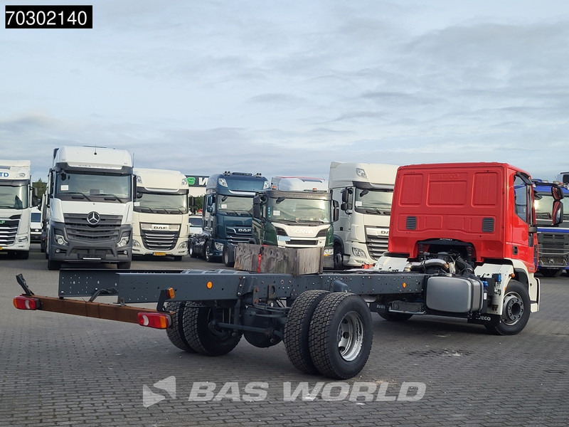 Iveco Eurocargo 160E320 4X2 NEW! 16T chassis 2016 production Euro 6 - Грузовик-шасси: фото 5 Iveco Eurocargo 160E320 4X2 NEW! 16T chassis 2016 production Euro 6 - Грузовик-шасси: фото 5