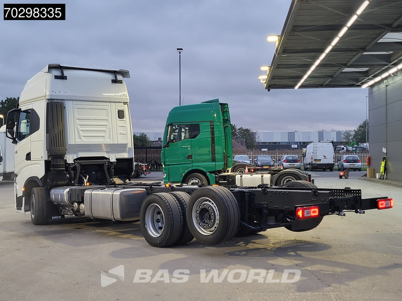 Iveco S-Way 530 6X2 NEW chassis! Retarder Standairco Lift+Steering-Axle Automatic LED ACC Euro 6 - Грузовик-шасси: фото 2 Iveco S-Way 530 6X2 NEW chassis! Retarder Standairco Lift+Steering-Axle Automatic LED ACC Euro 6 - Грузовик-шасси: фото 2