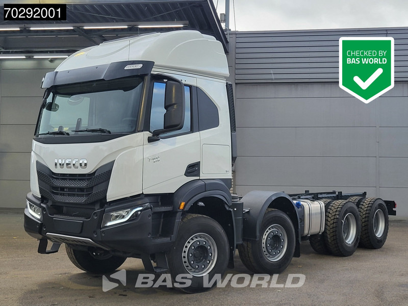 Iveco T-WAY 510 8X4 NEW! Retarder Big-Axle Steelsuspension LED Euro 6 - Грузовик-шасси: фото 1 Iveco T-WAY 510 8X4 NEW! Retarder Big-Axle Steelsuspension LED Euro 6 - Грузовик-шасси: фото 1