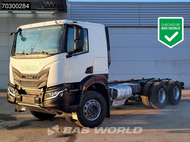 Iveco X-Way 500 X-Way 6X4 NEW 6x4 chassis Sleepercab Rear Air suspension Automatic Euro 6 - Грузовик-шасси: фото 1 Iveco X-Way 500 X-Way 6X4 NEW 6x4 chassis Sleepercab Rear Air suspension Automatic Euro 6 - Грузовик-шасси: фото 1