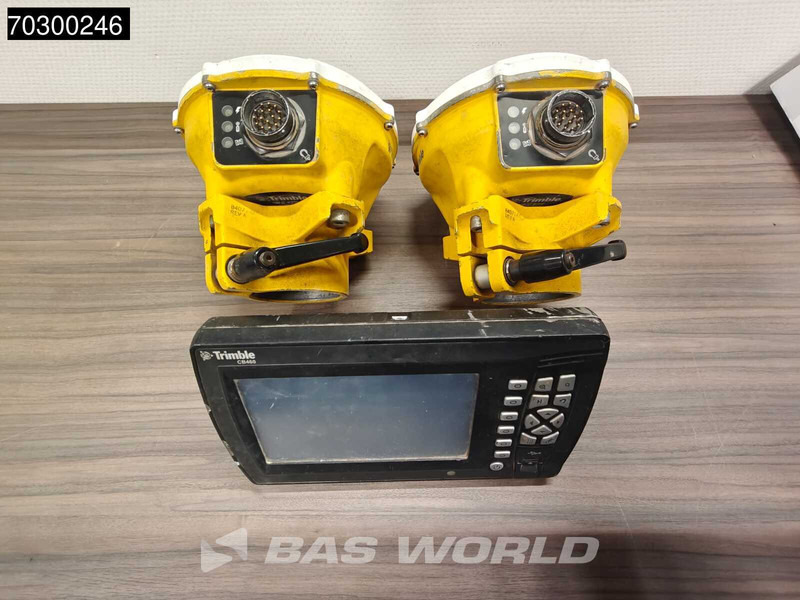 Komatsu PC210 LC-10 Trimble GPS + Rototilt - Гусеничный экскаватор: фото 2 Komatsu PC210 LC-10 Trimble GPS + Rototilt - Гусеничный экскаватор: фото 2