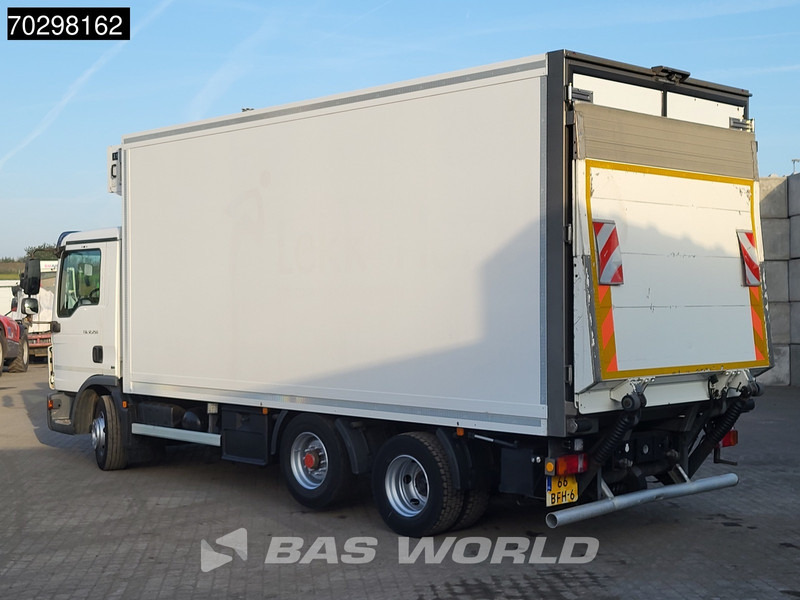 MAN TGL 12.250 6X2 NL-Truck 1500kg Ladebordwand Frigoblock FK13 Lift-Axle Automatic Euro 6 - Рефрижератор: фото 2 MAN TGL 12.250 6X2 NL-Truck 1500kg Ladebordwand Frigoblock FK13 Lift-Axle Automatic Euro 6 - Рефрижератор: фото 2