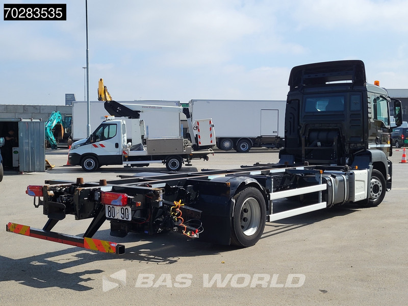 MAN TGS 18.360 834 4X2 19tonner BDF Automatic Navi Euro 6 - Грузовик-контейнеровоз/ Сменный кузов: фото 5 MAN TGS 18.360 834 4X2 19tonner BDF Automatic Navi Euro 6 - Грузовик-контейнеровоз/ Сменный кузов: фото 5