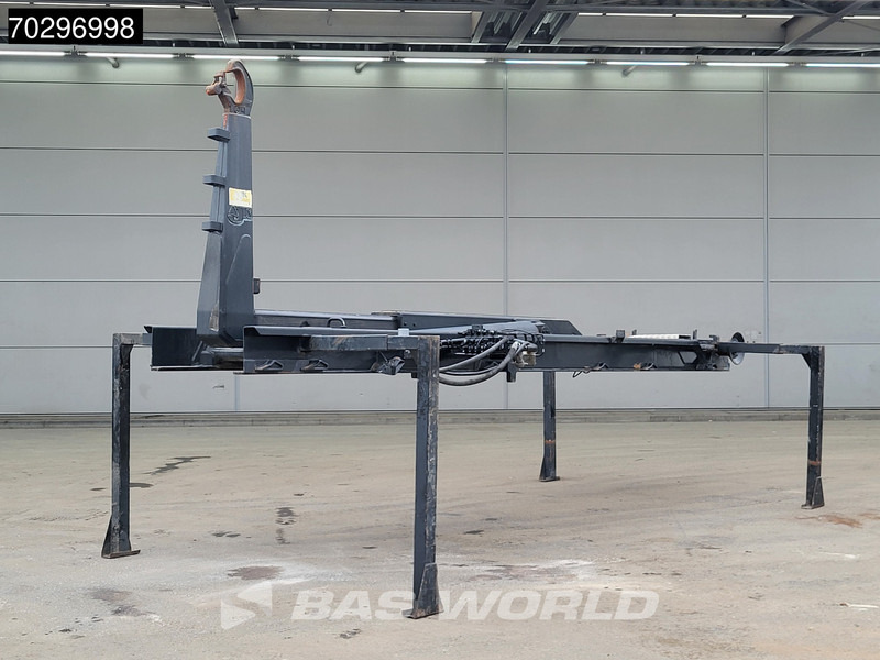 MAN TGS 33.440 6X4 25Ton AJK NHS25-5930 hooklift with 5th wheel Wechselsystem Manual Big-Axle Euro 5 в лизинг MAN TGS 33.440 6X4 25Ton AJK NHS25-5930 hooklift with 5th wheel Wechselsystem Manual Big-Axle Euro 5: фото 18