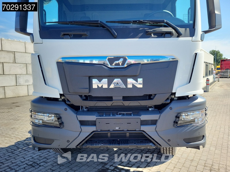 Новый Грузовик-шасси MAN TGS 41.400 8X4 New! Steelsuspension Big-Axle Manual Euro 2: фото 7 Новый Грузовик-шасси MAN TGS 41.400 8X4 New! Steelsuspension Big-Axle Manual Euro 2: фото 7