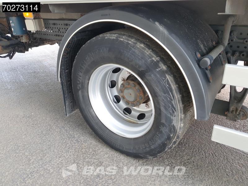 Mercedes-Benz Actros 1827 4X2 2000kg Ladebordwand Xenon ClassicSpace Automatic Euro 6 - Грузовик с закрытым кузовом: фото 5 Mercedes-Benz Actros 1827 4X2 2000kg Ladebordwand Xenon ClassicSpace Automatic Euro 6 - Грузовик с закрытым кузовом: фото 5