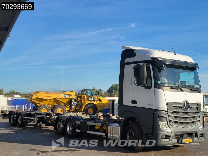 Mercedes-Benz Actros 2545 Actros 6X2 NL-Truck BDF Combi Retarder Lift Asche ACC Xenon Navi Euro 6 - Грузовик-контейнеровоз/ Сменный кузов: фото 3 Mercedes-Benz Actros 2545 Actros 6X2 NL-Truck BDF Combi Retarder Lift Asche ACC Xenon Navi Euro 6 - Грузовик-контейнеровоз/ Сменный кузов: фото 3