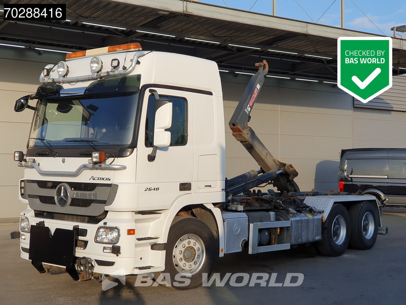 Mercedes-Benz Actros 2648 Actros 6X4 HIAB XR20SL56 Hooklift Big-Axle Automatic Euro 5 - Крюковой мультилифт: фото 1 Mercedes-Benz Actros 2648 Actros 6X4 HIAB XR20SL56 Hooklift Big-Axle Automatic Euro 5 - Крюковой мультилифт: фото 1