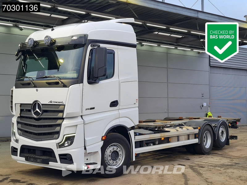 Mercedes-Benz Actros L 2558 Actros 6X2 BDF Full Air Suspension Automatic Lift-Axle Euro 6 - Грузовик-контейнеровоз/ Сменный кузов: фото 1 Mercedes-Benz Actros L 2558 Actros 6X2 BDF Full Air Suspension Automatic Lift-Axle Euro 6 - Грузовик-контейнеровоз/ Сменный кузов: фото 1