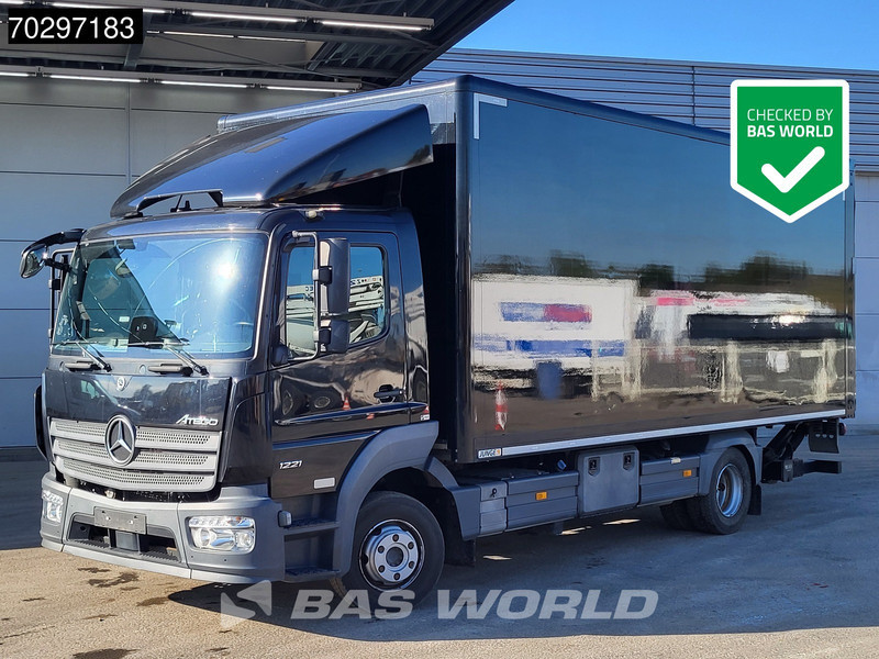 Mercedes-Benz Atego 1221 4X2 12tonner 1500kg Ladebordwand Automatic Euro 6 - Грузовик с закрытым кузовом: фото 1 Mercedes-Benz Atego 1221 4X2 12tonner 1500kg Ladebordwand Automatic Euro 6 - Грузовик с закрытым кузовом: фото 1