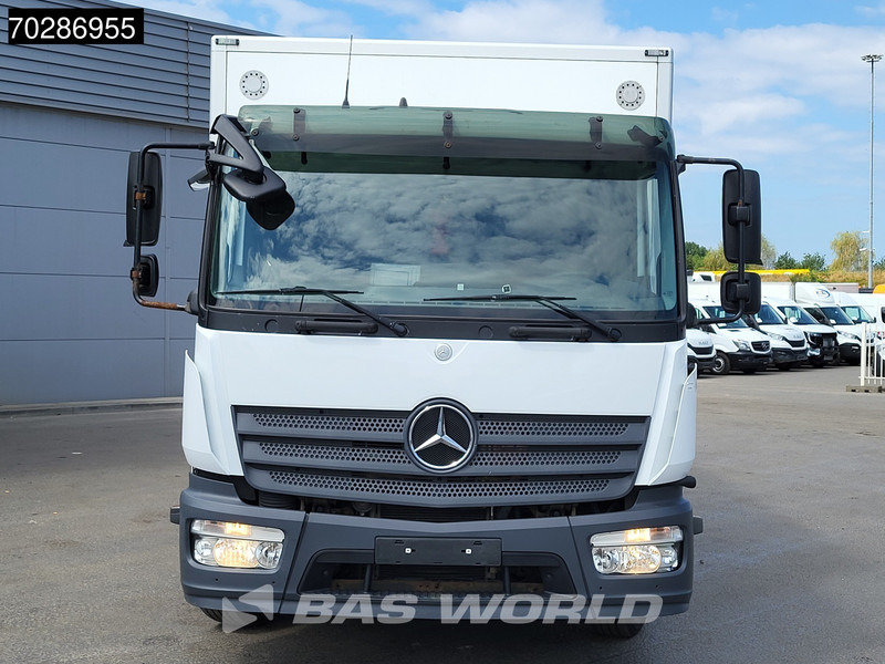 Грузовик с закрытым кузовом Mercedes-Benz Atego 1223 Atego 4X2 12tonner 2000kg Ladebordwand Full air suspension Automatic Euro 6: фото 6