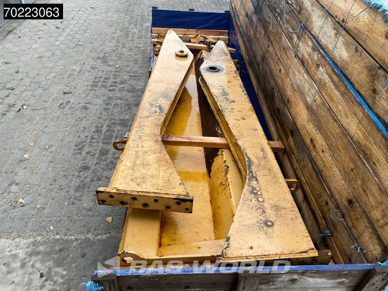 Caterpillar 740B TAIL GATE CAT 740 - CAT 745 - Навесное оборудование: фото 3 Caterpillar 740B TAIL GATE CAT 740 - CAT 745 - Навесное оборудование: фото 3