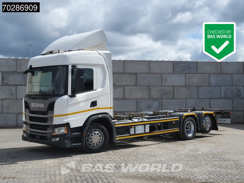 Scania G320 6X2 BDF Lift Axle Automatic Euro 6 - Грузовик-контейнеровоз/ Сменный кузов: фото 1 Scania G320 6X2 BDF Lift Axle Automatic Euro 6 - Грузовик-контейнеровоз/ Сменный кузов: фото 1