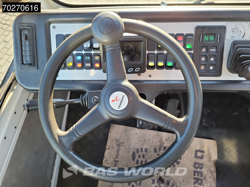 Терминальный тягач Terberg YT182 4X2: фото 18 Терминальный тягач Terberg YT182 4X2: фото 18