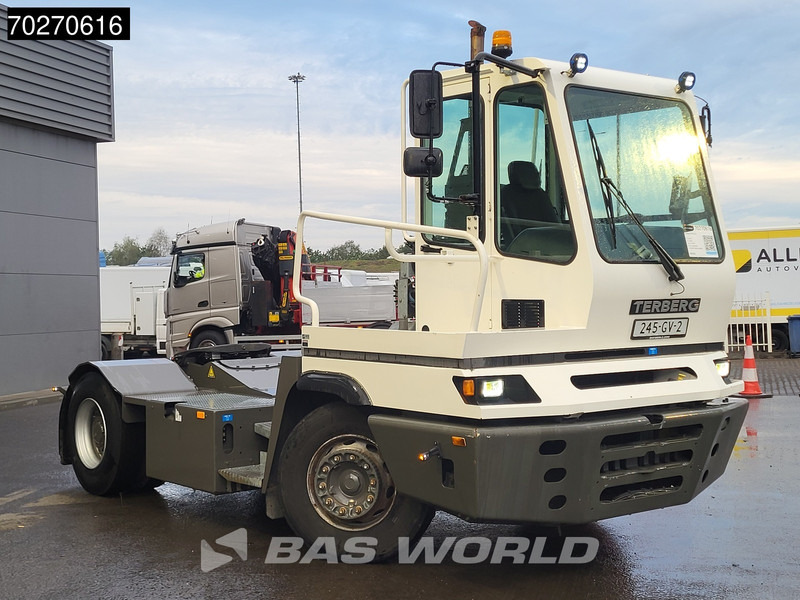 Терминальный тягач Terberg YT182 4X2: фото 8 Терминальный тягач Terberg YT182 4X2: фото 8