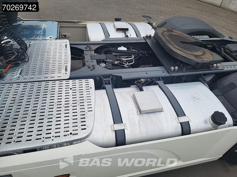 DAF XF 480 4X2 NL-Truck SSC 2x Tanks ACC Euro 6 - Тягач: фото 5 DAF XF 480 4X2 NL-Truck SSC 2x Tanks ACC Euro 6 - Тягач: фото 5