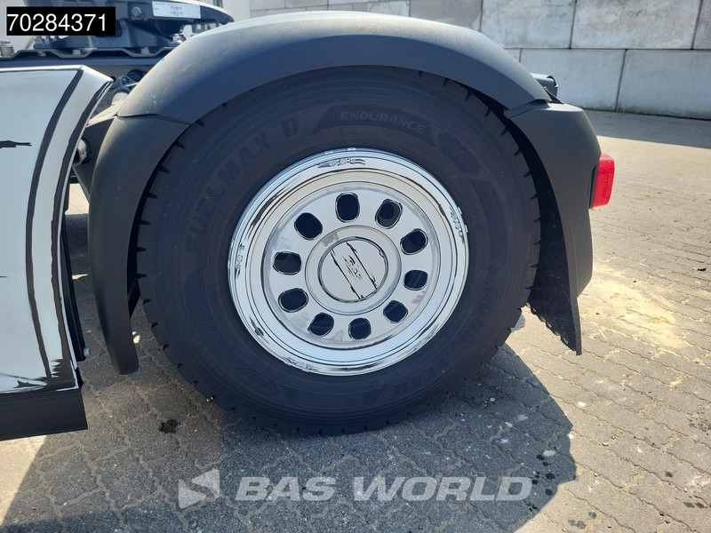 Новый Тягач DAF XG 480 XG 4X2 NEW! 1 of 1 Comic-Style by Sina Kleemann! 2x Tanks: фото 9