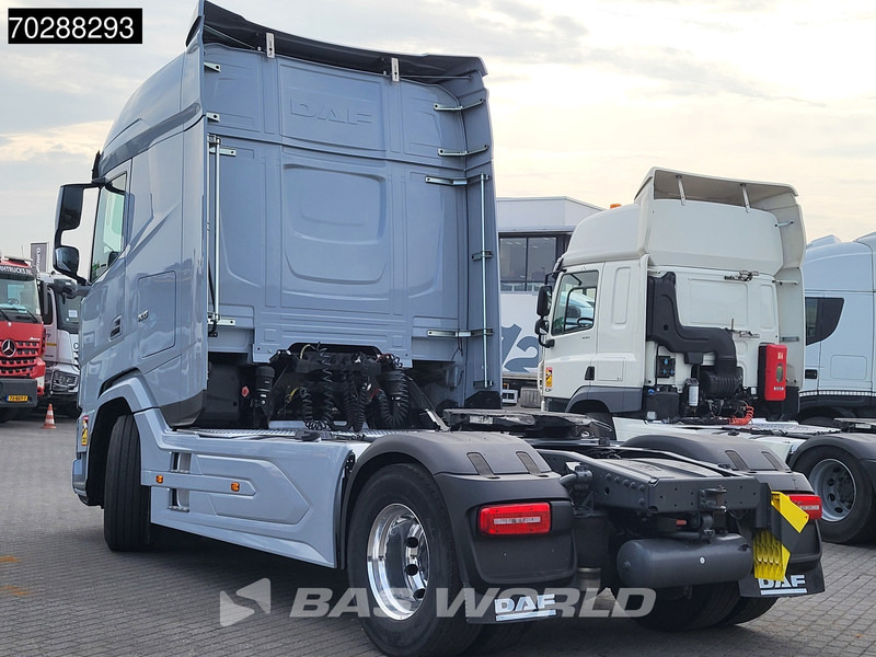 DAF XG 530 4X2 XG Retarder 2xTanks ACC Standklima Euro 6 - Тягач: фото 2 DAF XG 530 4X2 XG Retarder 2xTanks ACC Standklima Euro 6 - Тягач: фото 2