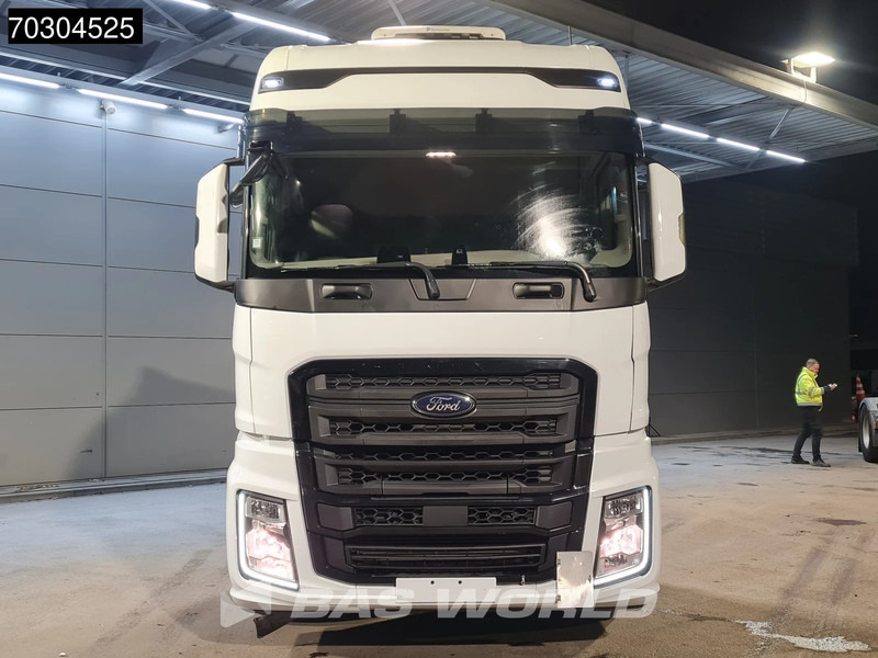 Тягач Ford F-Max 500 4X2 Retarder Standklima 2xTanks ACC LED Euro 6: фото 9 Тягач Ford F-Max 500 4X2 Retarder Standklima 2xTanks ACC LED Euro 6: фото 9