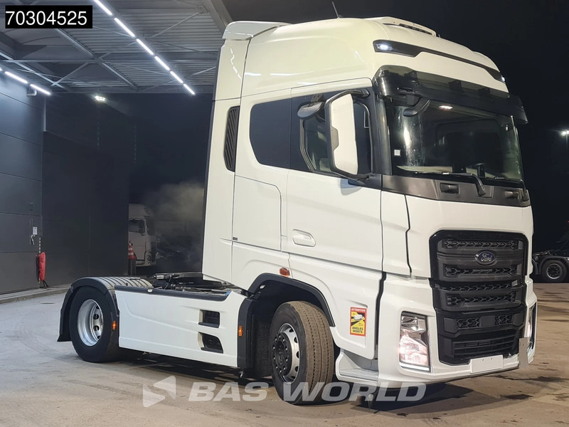 Тягач Ford F-Max 500 4X2 Retarder Standklima 2xTanks ACC LED Euro 6: фото 8 Тягач Ford F-Max 500 4X2 Retarder Standklima 2xTanks ACC LED Euro 6: фото 8