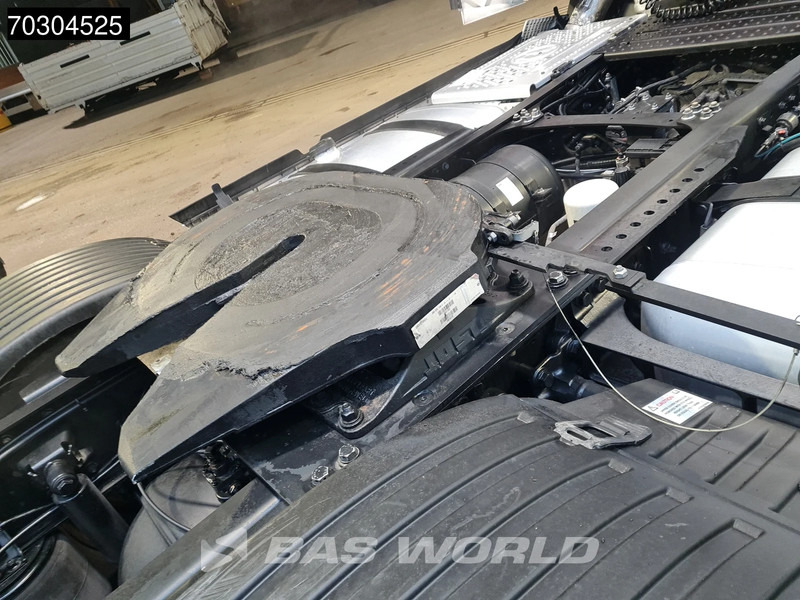 Тягач Ford F-Max 500 4X2 Retarder Standklima 2xTanks ACC LED Euro 6: фото 13 Тягач Ford F-Max 500 4X2 Retarder Standklima 2xTanks ACC LED Euro 6: фото 13