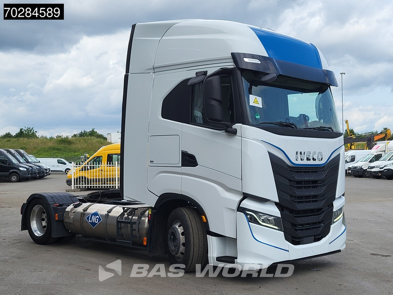 Iveco S-Way 460 4X2 LNG Mega Retarder 2x Tanks Navi - Тягач: фото 3 Iveco S-Way 460 4X2 LNG Mega Retarder 2x Tanks Navi - Тягач: фото 3