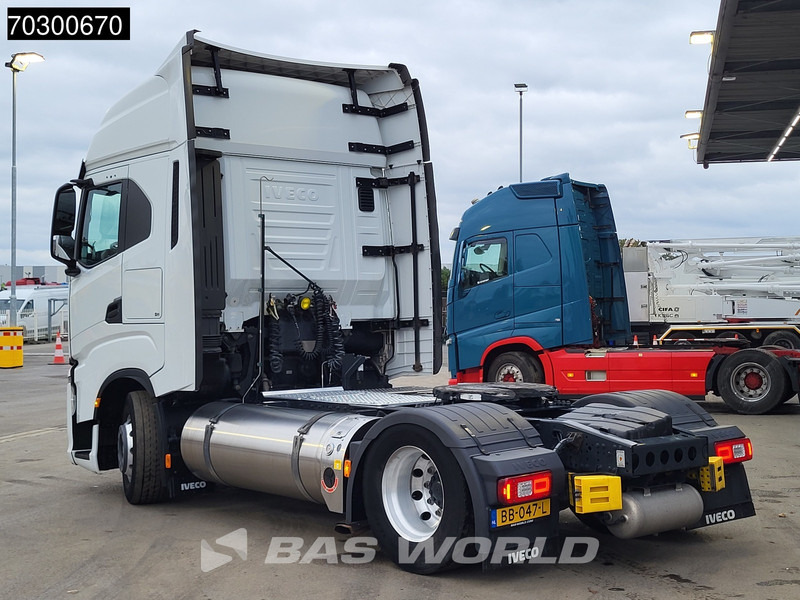 Iveco S-Way 460 4X2 LNG! NL-Truck Retarder 2xTanks Alcoa's Navi Euro 6 - Тягач: фото 2 Iveco S-Way 460 4X2 LNG! NL-Truck Retarder 2xTanks Alcoa's Navi Euro 6 - Тягач: фото 2