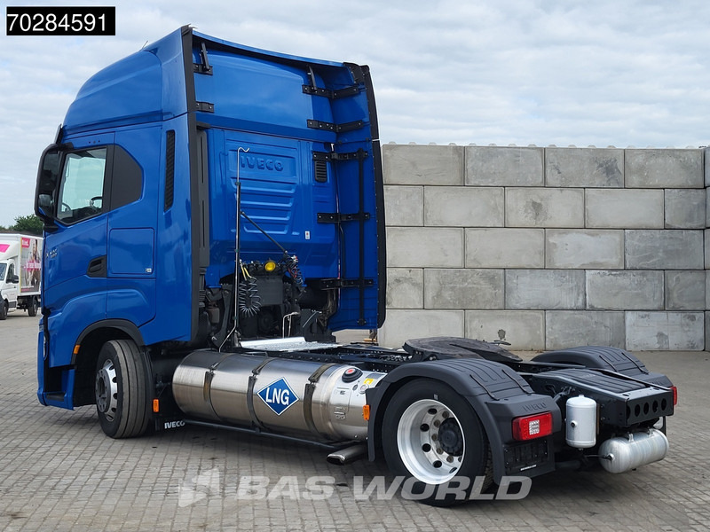 Iveco S-Way 460 4X2 Retarder 2xTanks Mega ACC LED Navi Euro 6 - Тягач: фото 2 Iveco S-Way 460 4X2 Retarder 2xTanks Mega ACC LED Navi Euro 6 - Тягач: фото 2