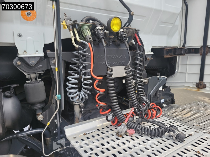 Тягач Iveco S-Way NP 460 4X2 LNG! Retarder Standairco 2xTanks Navi LED Euro 6: фото 7