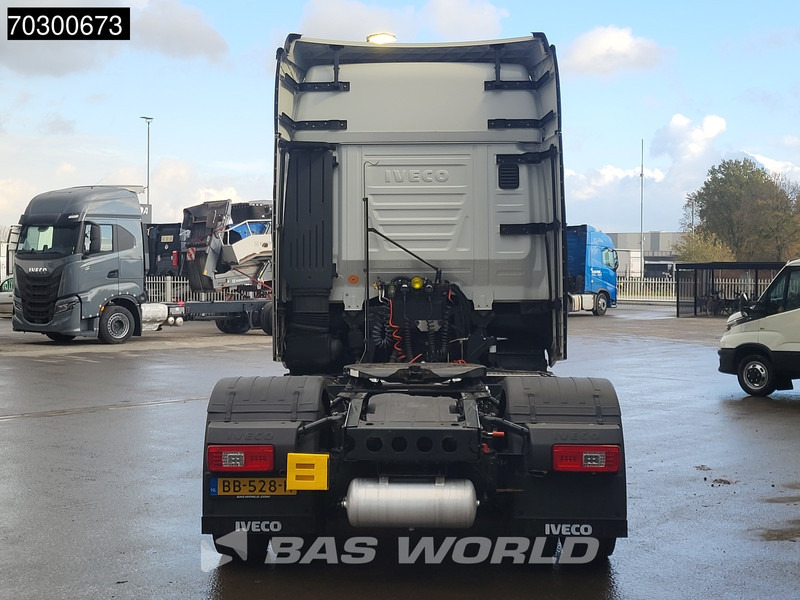 Iveco S-Way NP 460 4X2 LNG! Retarder Standairco 2xTanks Navi LED Euro 6 - Тягач: фото 5 Iveco S-Way NP 460 4X2 LNG! Retarder Standairco 2xTanks Navi LED Euro 6 - Тягач: фото 5