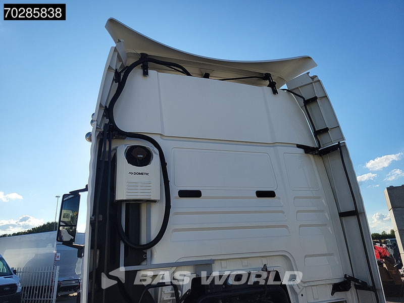 Тягач MAN TGX 18.500 4X2 Mega XXL Retarder Standklima 2xTanks ACC Euro 6: фото 9