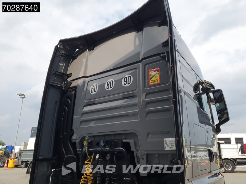 MAN TGX 18.520 4X2 Individual Lion S! GX Retarder Full-Air 2x Tanks Navi LED ACC Euro 6 - Тягач: фото 5 MAN TGX 18.520 4X2 Individual Lion S! GX Retarder Full-Air 2x Tanks Navi LED ACC Euro 6 - Тягач: фото 5