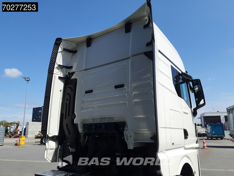 MAN TGX 18.520 4X2 NEW! GX Retarder 2x Tanks Standklima ACC - Тягач: фото 5 MAN TGX 18.520 4X2 NEW! GX Retarder 2x Tanks Standklima ACC - Тягач: фото 5