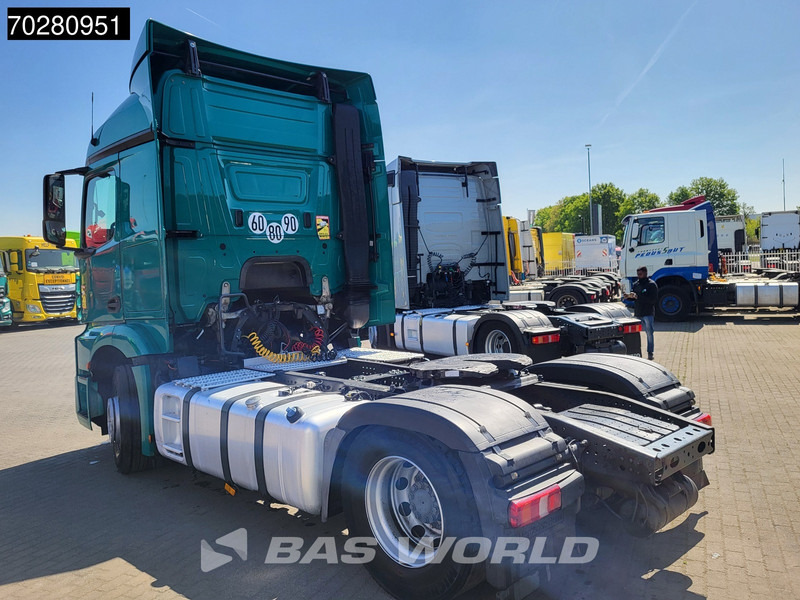 Mercedes-Benz Actros 1843 Actros 4X2 StreamSpace Euro 6 - Тягач: фото 2 Mercedes-Benz Actros 1843 Actros 4X2 StreamSpace Euro 6 - Тягач: фото 2