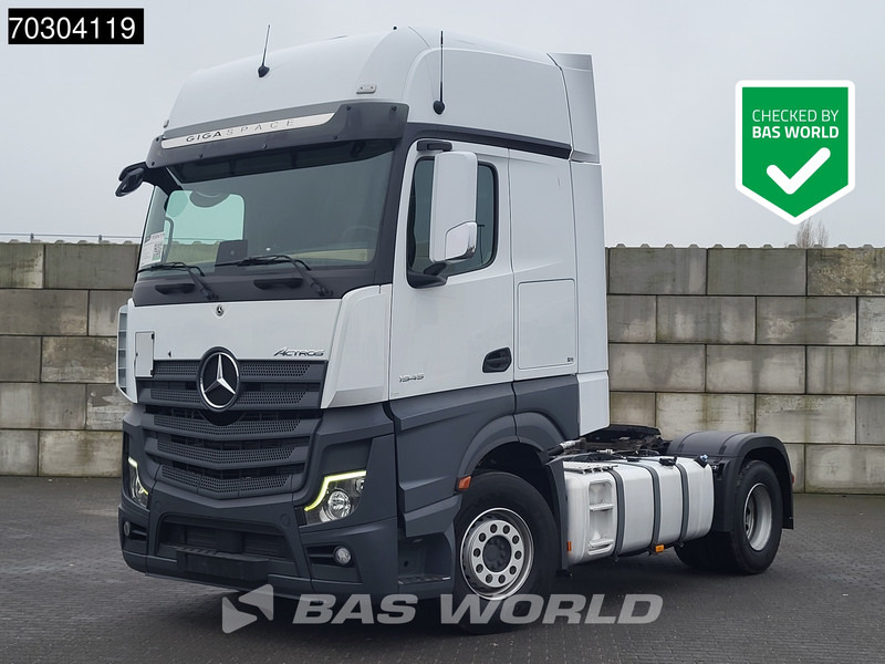 Mercedes-Benz Actros 1845 4X2 GigaSpace Hydraulik - Тягач: фото 1 Mercedes-Benz Actros 1845 4X2 GigaSpace Hydraulik - Тягач: фото 1