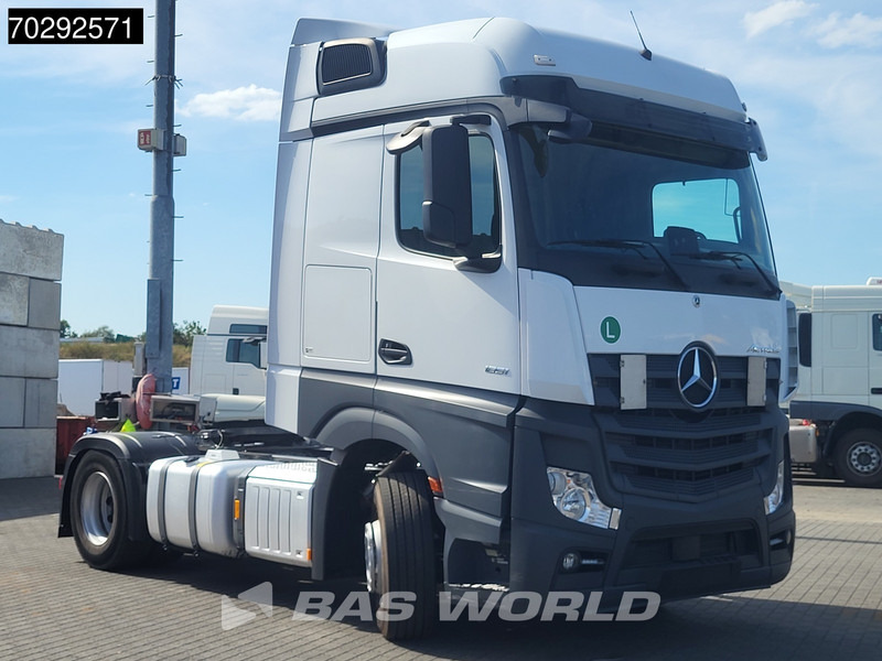 Mercedes-Benz Actros 1851 4X2 2xTanks Euro 6 - Тягач: фото 3 Mercedes-Benz Actros 1851 4X2 2xTanks Euro 6 - Тягач: фото 3
