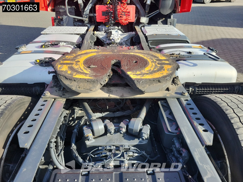 Тягач Mercedes-Benz Actros 1942 4X2 NL-Truck Mega StreamSpace: фото 15