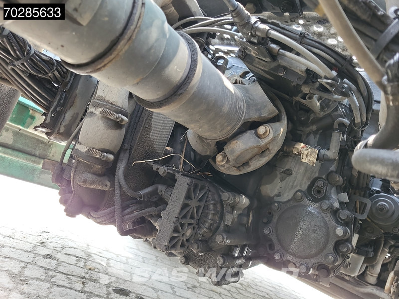 Тягач Scania R450 R 4X2 Special interior! Retarder 2x Tanks Standklima ACC Leather: фото 13