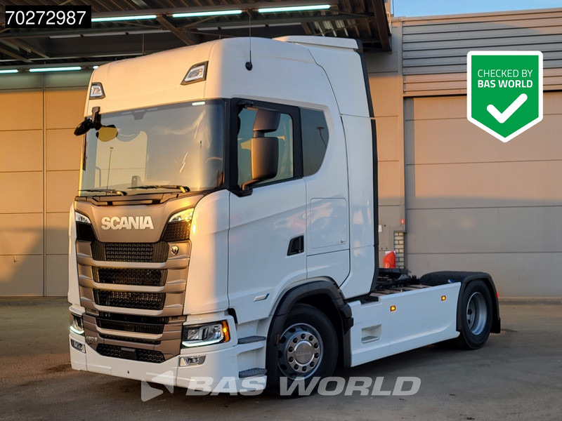 Scania S460 4X2 NEW! Retarder ACC Navi Standklima 2X Tanks - Тягач: фото 1 Scania S460 4X2 NEW! Retarder ACC Navi Standklima 2X Tanks - Тягач: фото 1