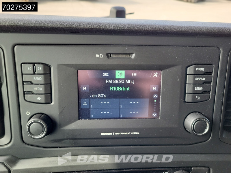 Тягач Scania S460 4X2 Retarder 2x Tanks: фото 18