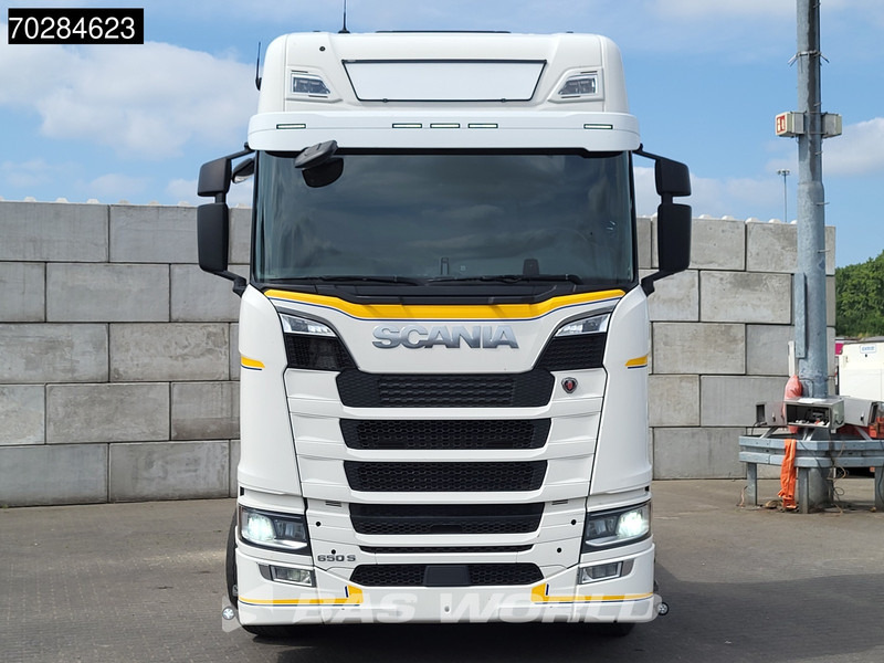 Тягач Scania S650 S 6X2 Retarder Liftachse Full-Air Leather Alcoa's: фото 19